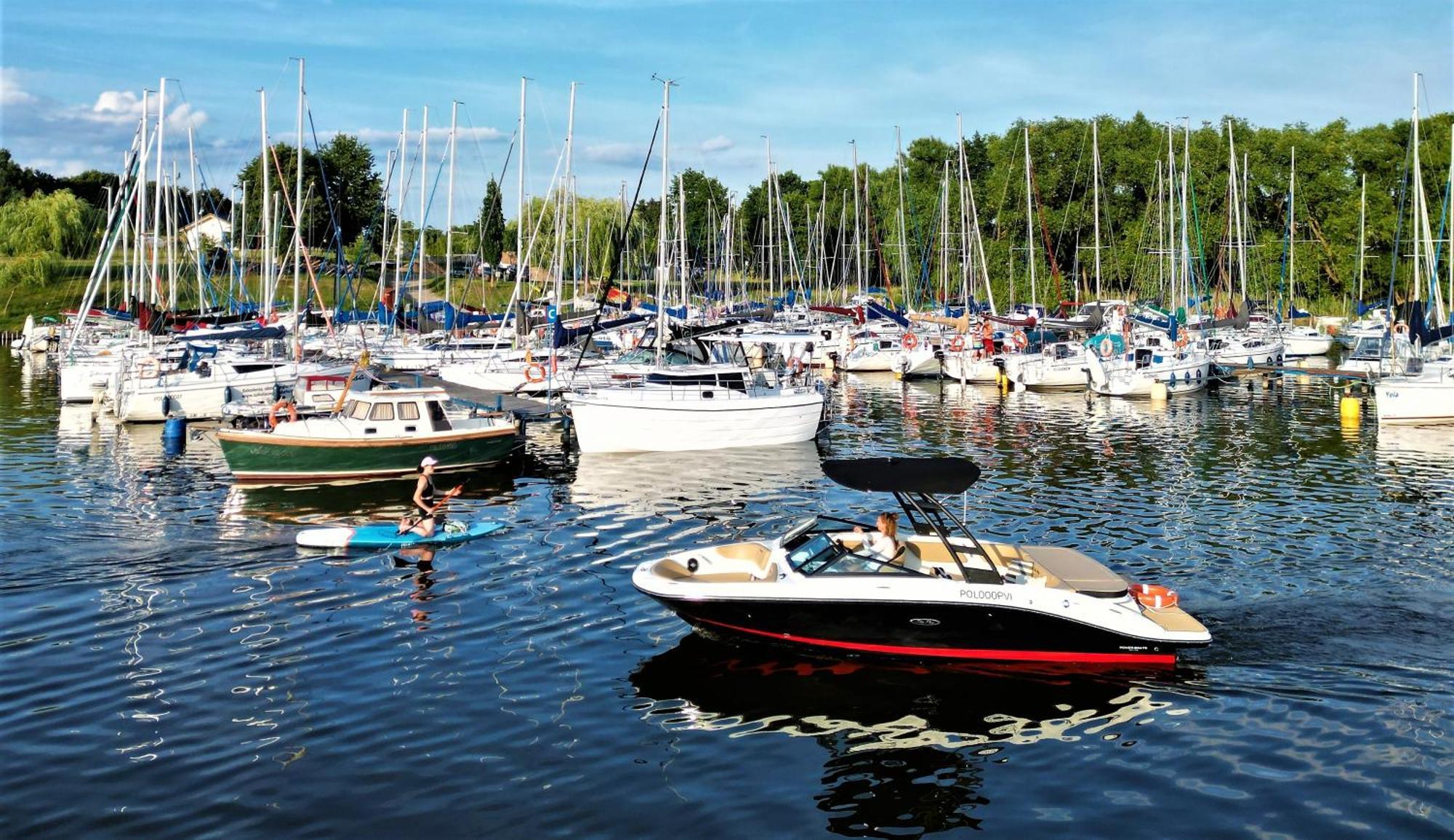 Marina - 80 Metrow Luksusu Z Widokiem Na Jezioro Apartment Ostroda